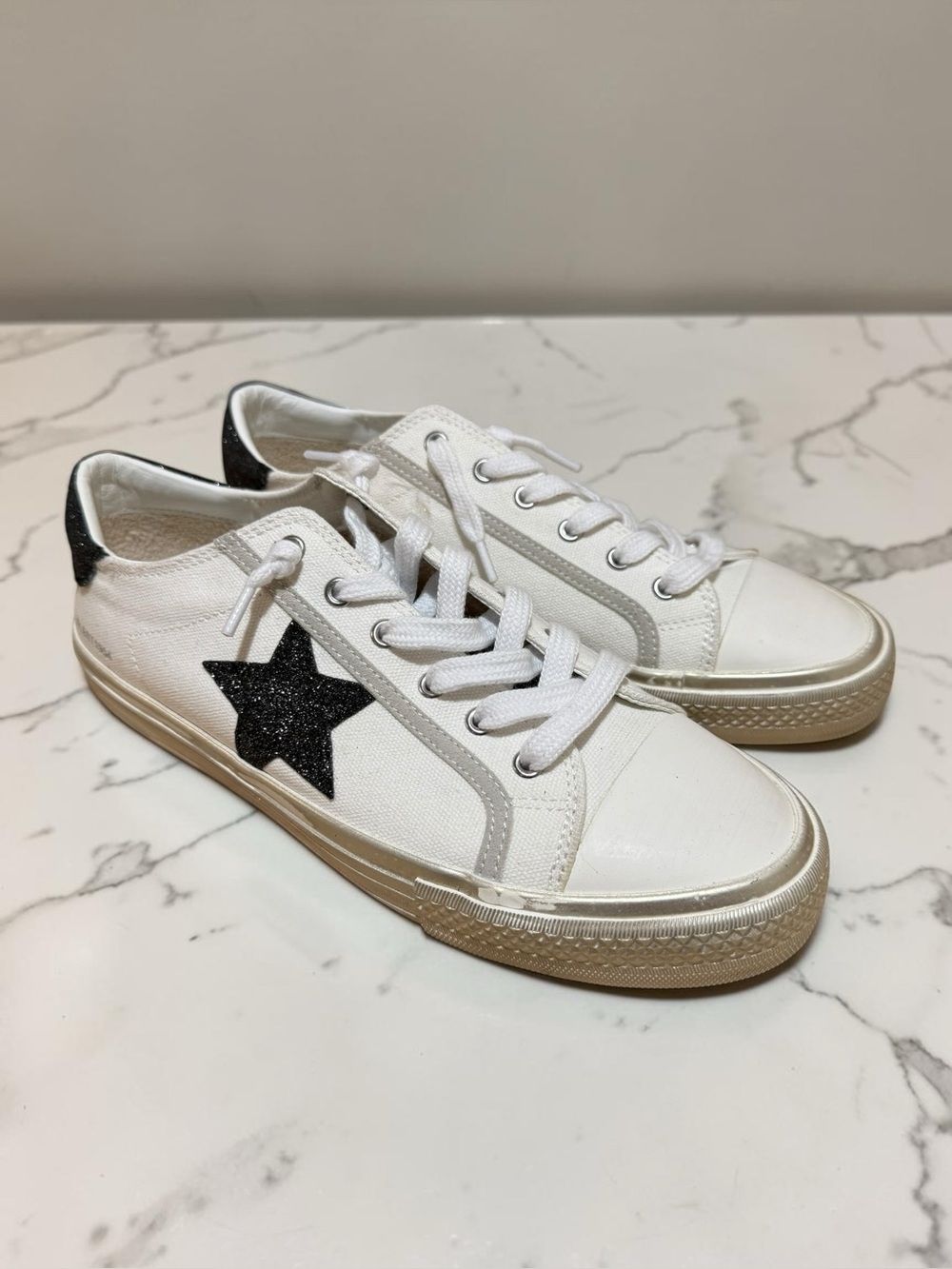 Vintage Havana Sneakers NWOT